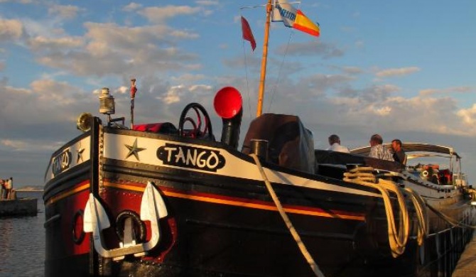 Barge Tango