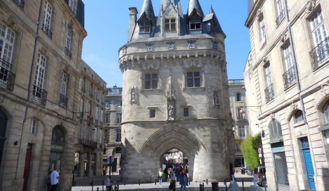 Beautiful Old property in Bordeaux Center