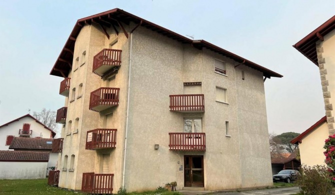 Appartement Cambo-les-Bains, 1 pièce, 2 personnes - FR-1-495-50