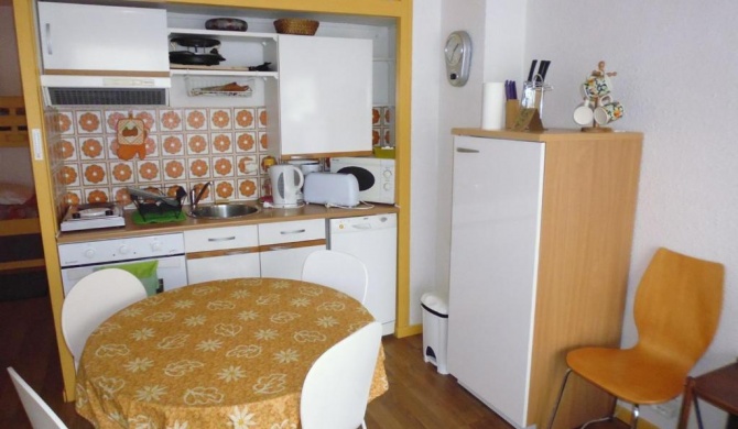 Appartement Gourette, 1 pièce, 4 personnes - FR-1-400-86