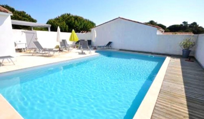 Maison de 2 chambres a Le Bois Plage en Re a 400 m de la plage avec piscine partagee terrasse amenagee et wifi