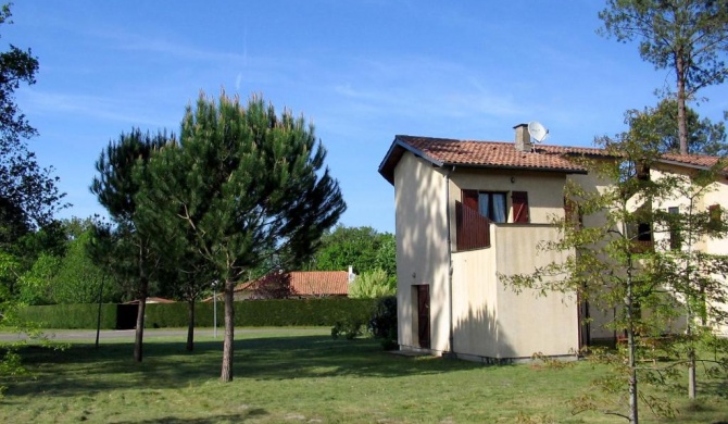 Holiday Home Maison Dino 1