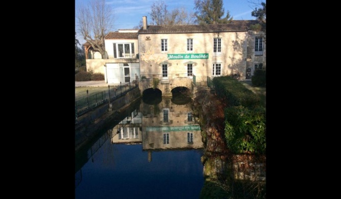 LE MOULIN DE BOULÈDE