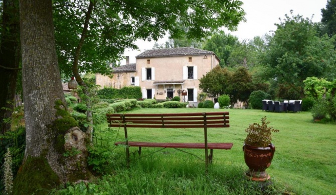 Moulin De Ladausse