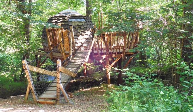 Cabane Nid du centre UnisVers