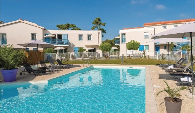 One-Bedroom Apartment in Saint Palais sur Mer