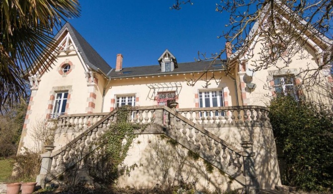 Beautiful Mansion with Private Swimming Pool in Aquitaine